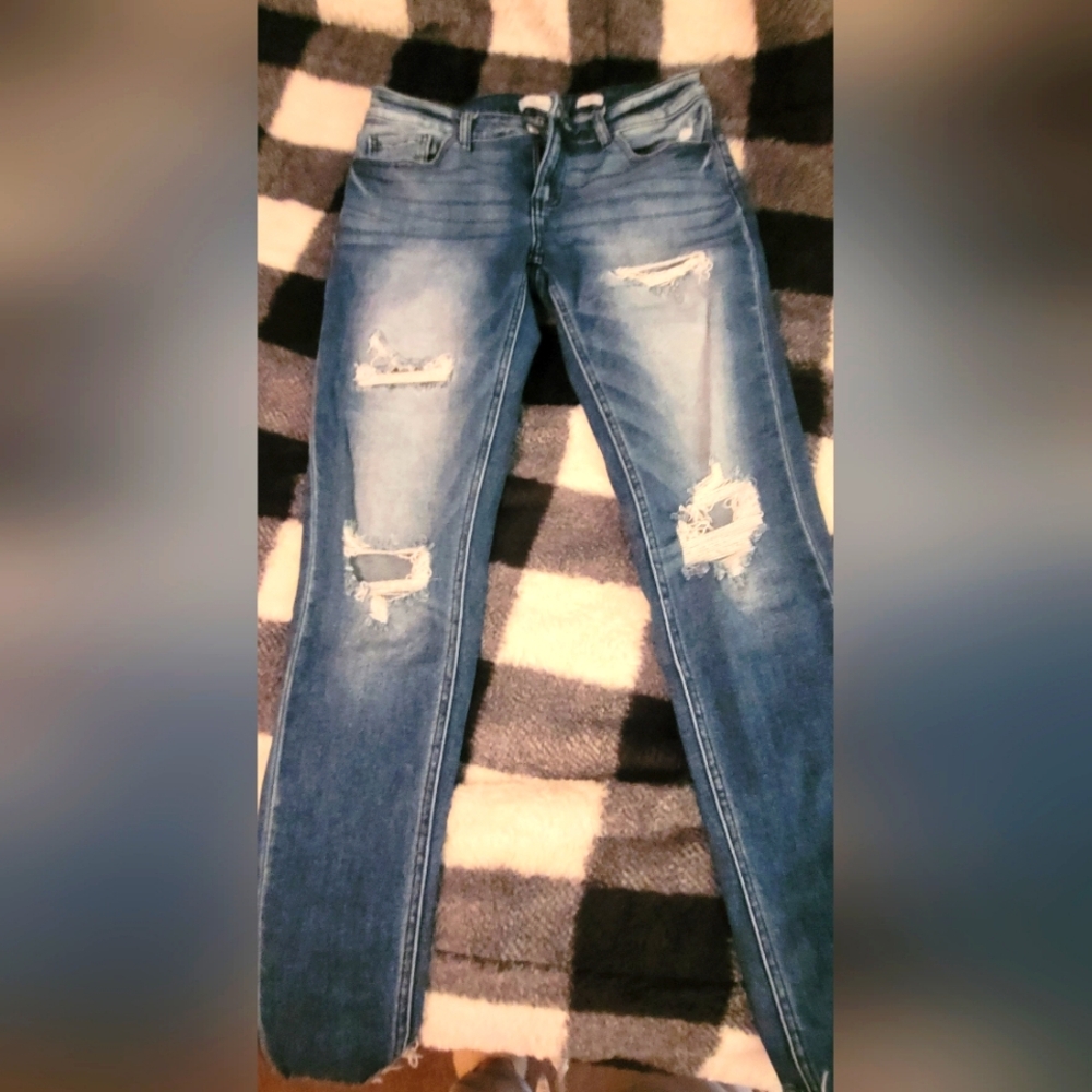 Kancan distressed skinny jeans